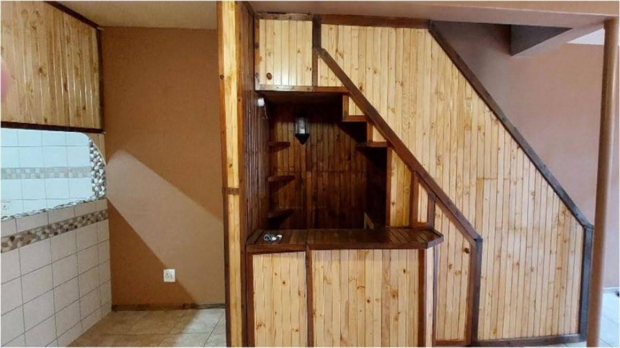  Bedroom Property for Sale in Bloemfontein Free State